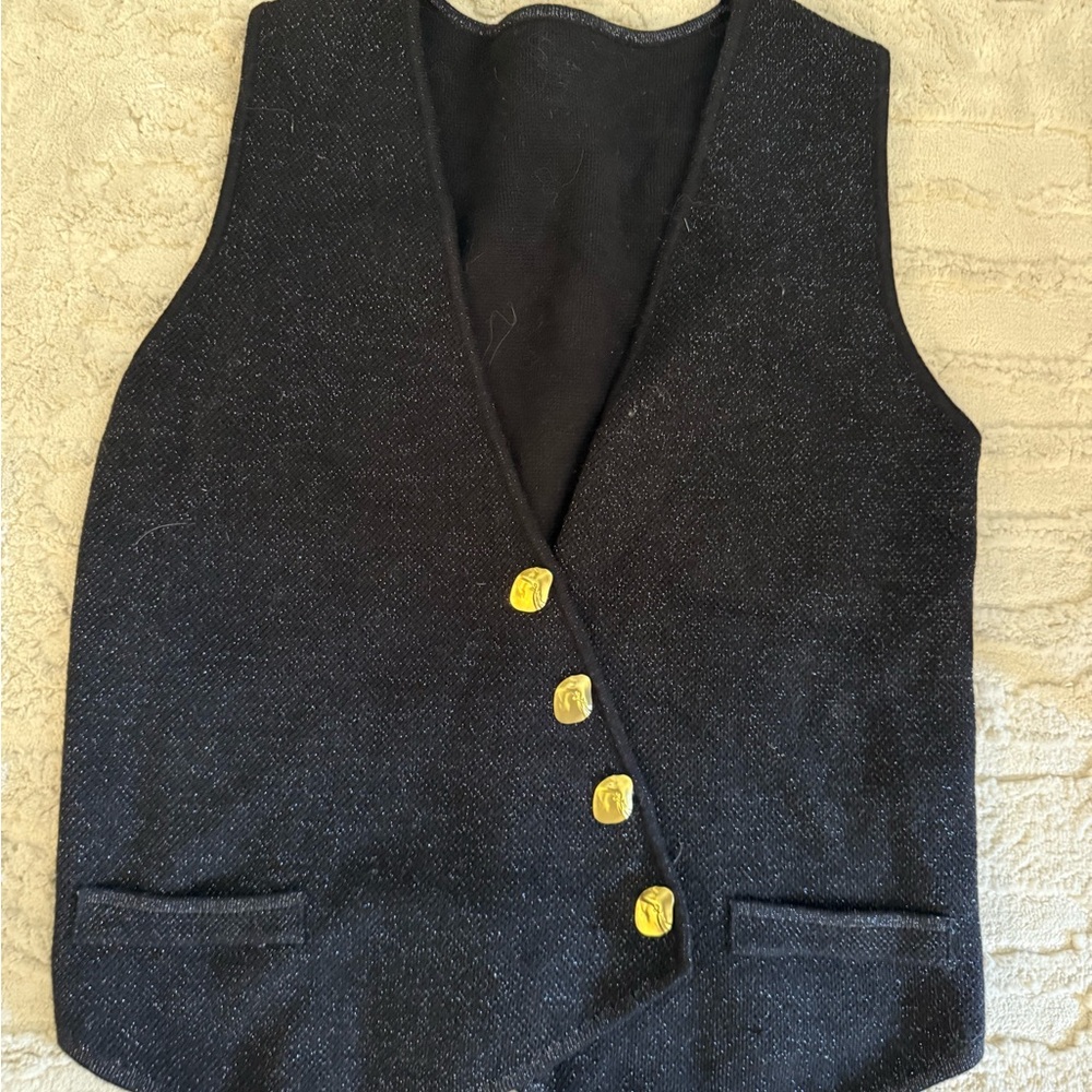 Commense Black Knitwear